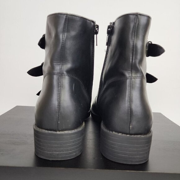 Madden Girl by Steve Madden Twisted Black Boots 9 - Picture 6 of 8